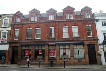 National Westminster Bank 81-83 High Street May 2009 - Trapp's house would have been on the left side of the bank